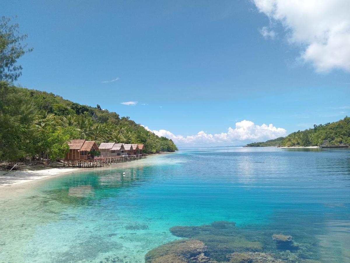 Meos Ambower Homestay Raja Ampat Fam Экстерьер фото
