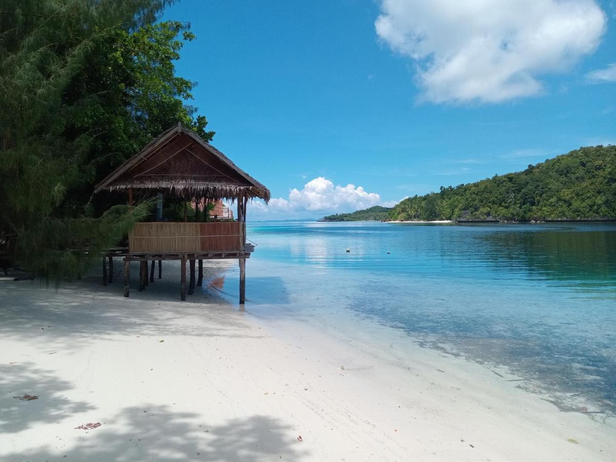 Meos Ambower Homestay Raja Ampat Fam Экстерьер фото