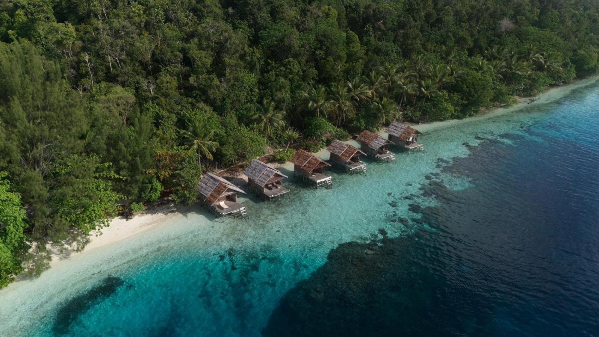 Meos Ambower Homestay Raja Ampat Fam Экстерьер фото
