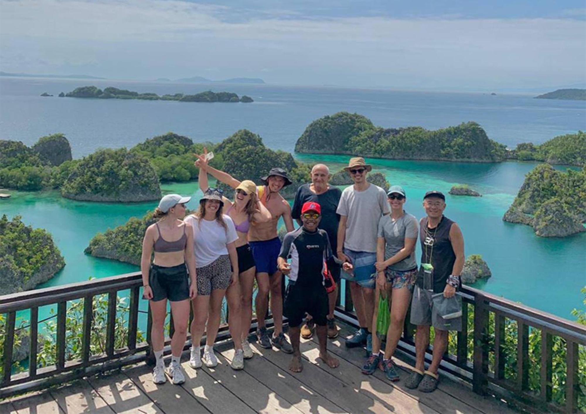Meos Ambower Homestay Raja Ampat Fam Экстерьер фото